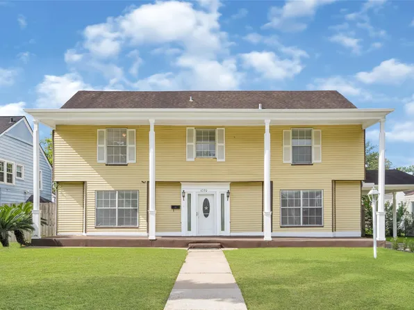 4390 Harvest Ln, Houston, TX 77004