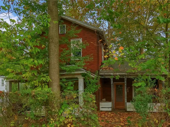 1426 2nd Ave, Beaver Falls, PA 15010