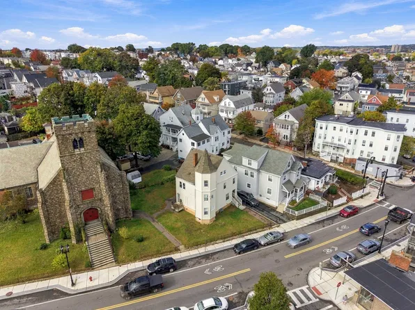 398 Ferry St, Everett, MA 02149