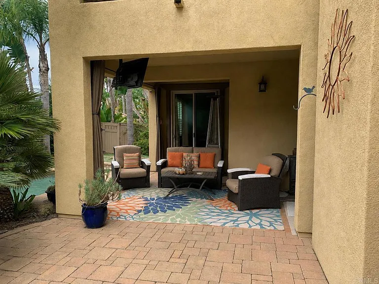 7332 Circulo Papayo — Photo 13