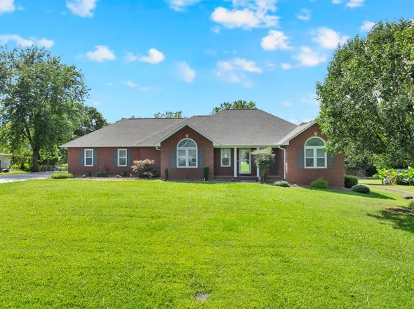 262 Crimson Dr, Winchester, TN 37398