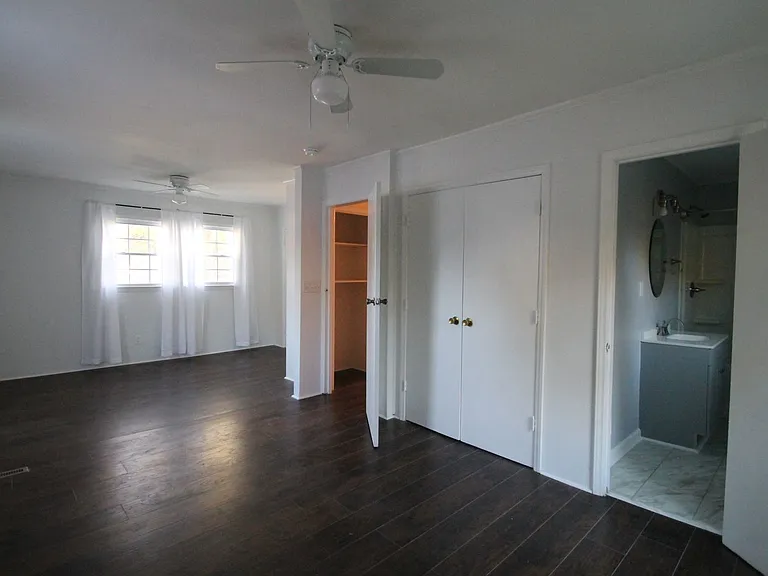731 Level St — Photo 9