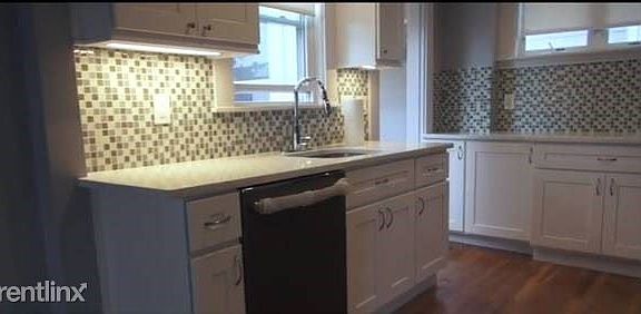 115 Darrow St. #1 Quincy (Houghs Neck) Unit Photo 4