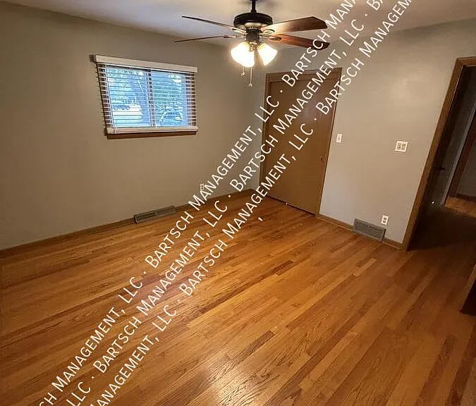 13200 W Bluemound Rd #8 — Photo 20