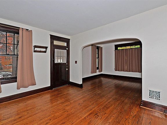 2nd image of 5408 Nottingham Ave