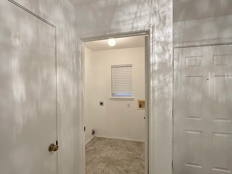 13328 Alysheba Dr — Photo 7