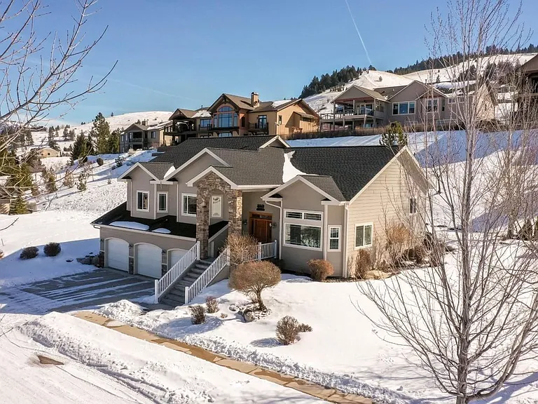 5206 Laree Ct — Photo 3