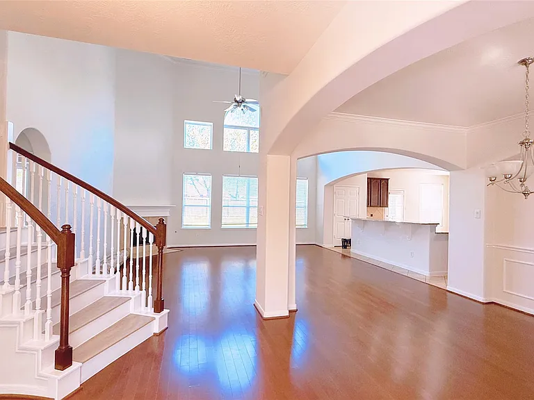 8610 Rising Oak Ln — Photo 34