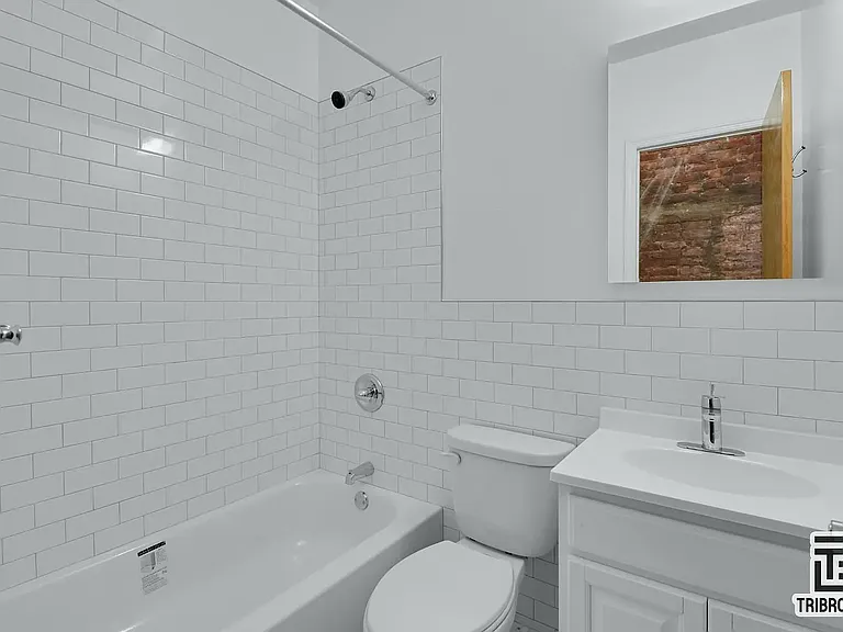 13 N Elliot Pl #2R — Photo 6