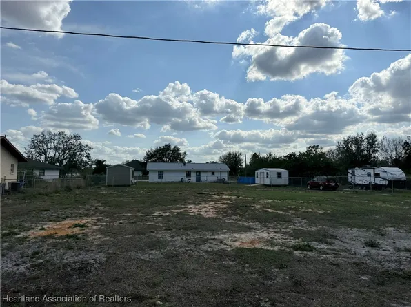 2727 W Redondo Rd, Avon Park, FL 33825