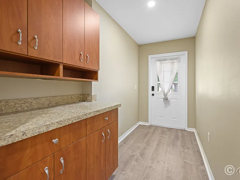 2106 Pleasant View Ave — Photo 23