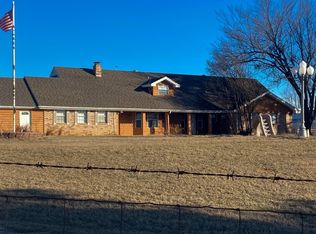 1235 N 4255th Rd, Hugo, OK 74743
