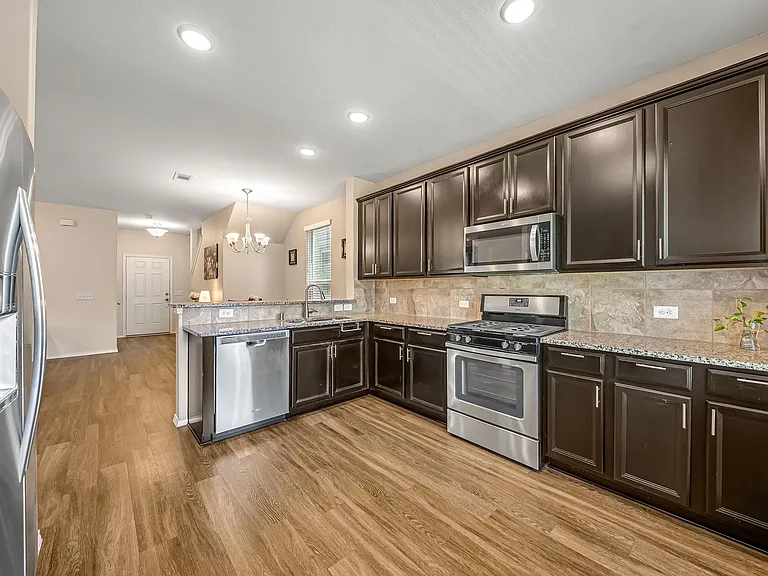 15815 Grey Boulder Dr — Photo 11