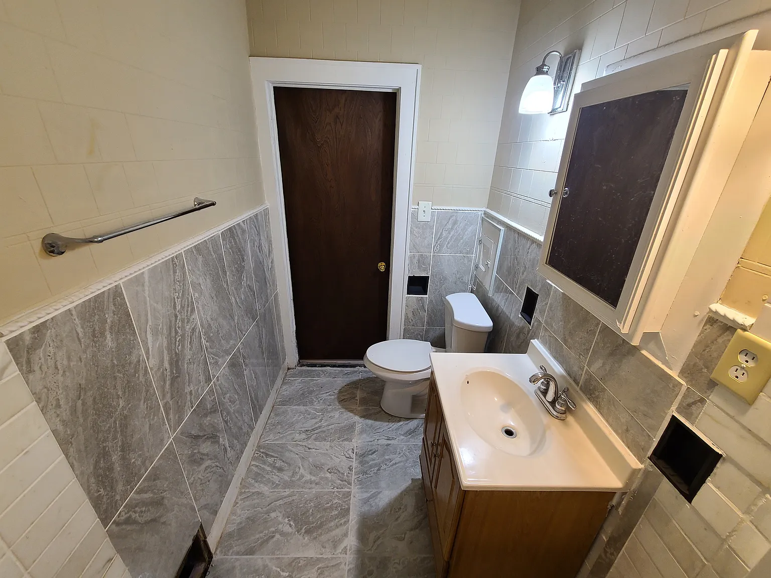 2 bed, $1,100 — Photo 4