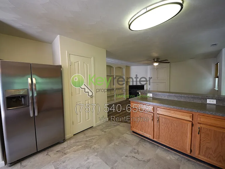 1109 Lady Ashley Dr — Photo 10