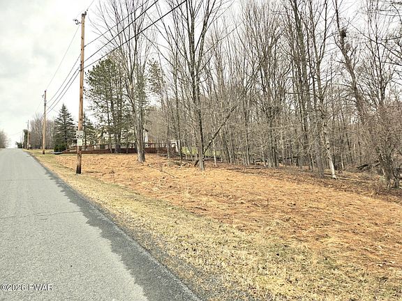 3rd image of 697 Black Bear Rd