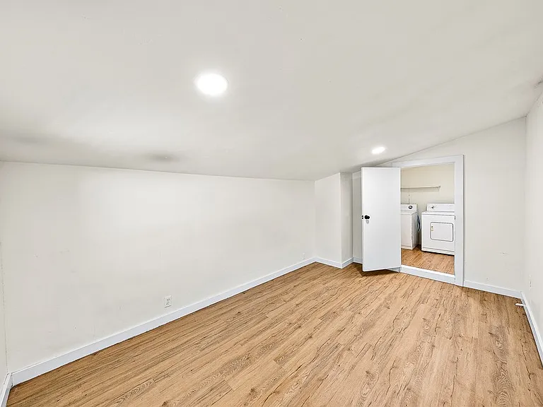 612 Tanglewood Ln — Photo 17
