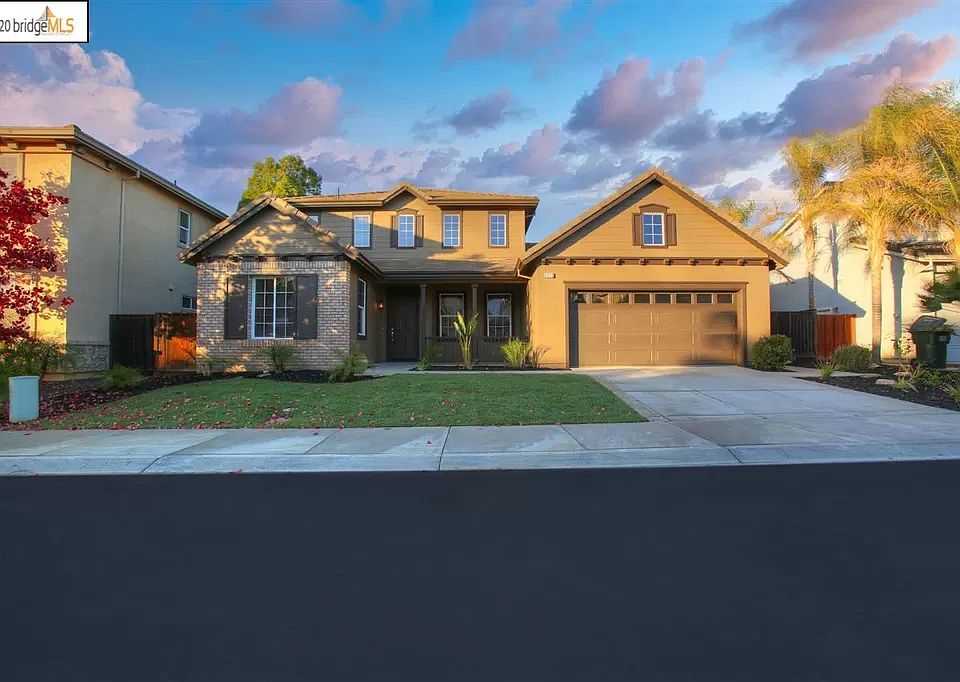 Front of house_01062021