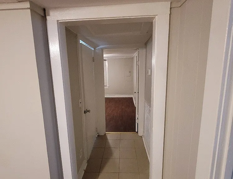 657 James Ave — Photo 11