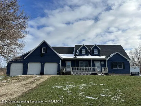 833 S Mason Rd, Nashville, MI 49073