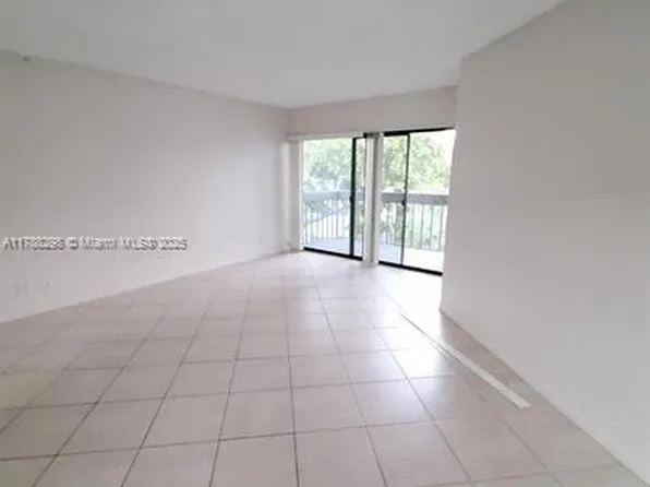 1950 N Congress Ave APT 404, West Palm Beach, FL 33401