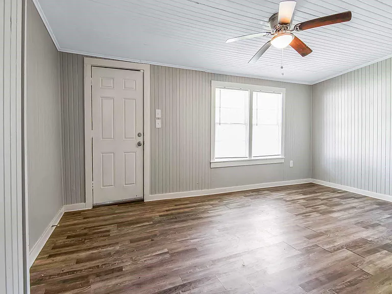 152 Walnut Dr — Photo 4