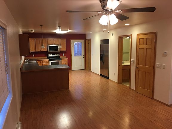 5th image of 3899 Blessing Ave