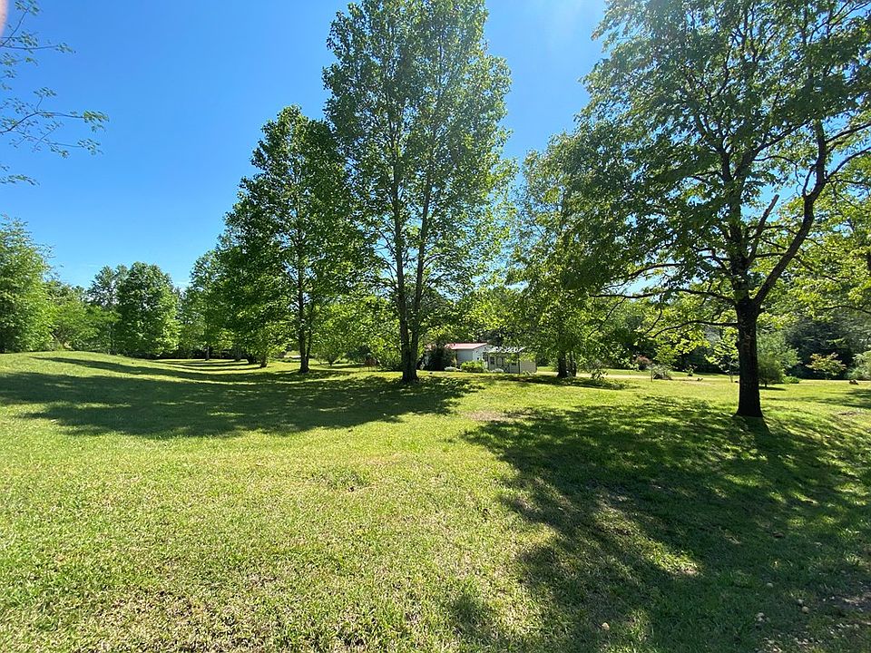 2nd image of 1992 County Highway 81