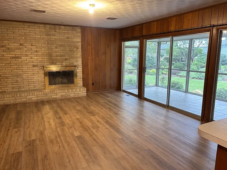 3980 Renwal St — Photo 9