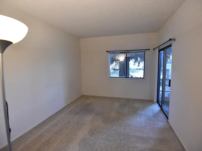 4671 Albany Cir #110 — Photo 7