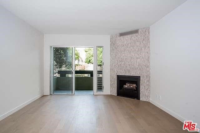 1st image of 850 2nd St APT 201