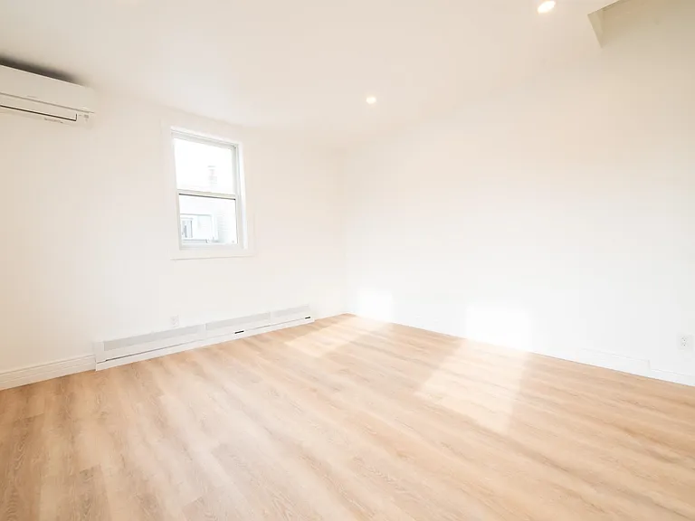 4525 Brown St #2 — Photo 6