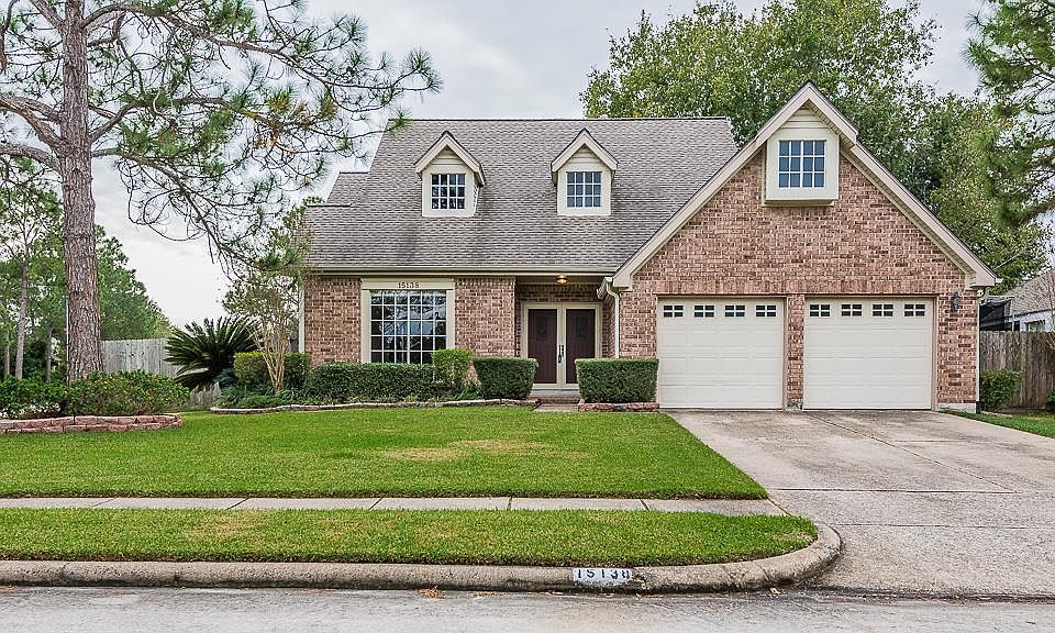 1st image of 15138 Farndale Dr