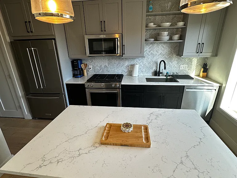 287 Maverick St #306 — Photo 2