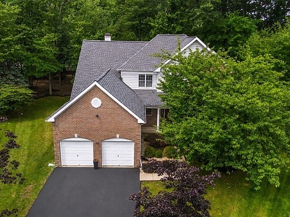 2nd image of 7 GORDON PLACE