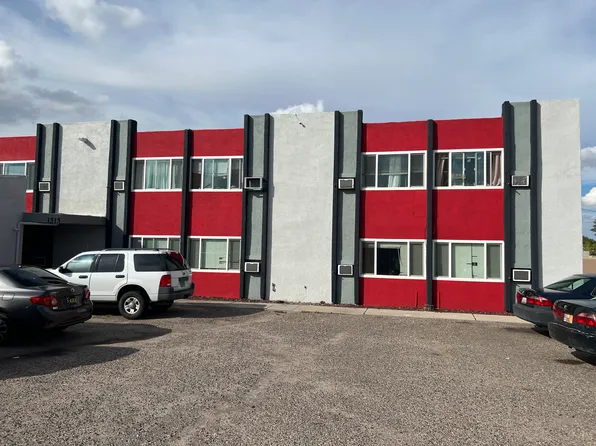 Renovated Studio Apts. in Great Community Just a 1/2 Block to UNM, 1515 Copper Ave NE APT 2O, Albuquerque, NM 87106