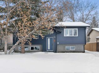 144 SW Deer Ridge Way SE, Calgary, AB T2J 5Y6