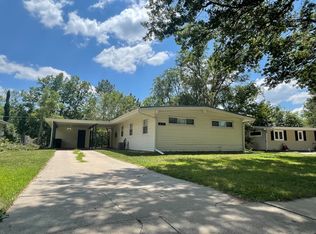 235 W Rio Rd, Lincoln, NE 68505
