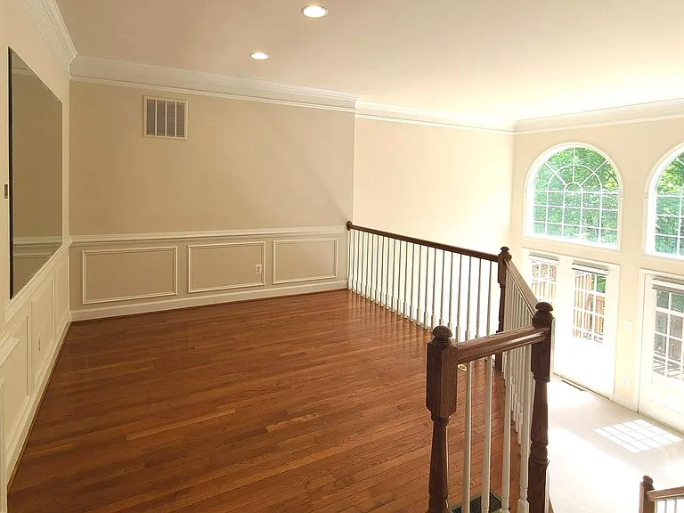 2511 Gadsby Pl — Photo 13