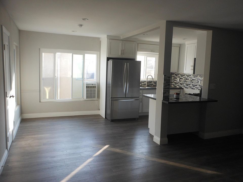 1st image of 213 S Alexandria Ave APT 2