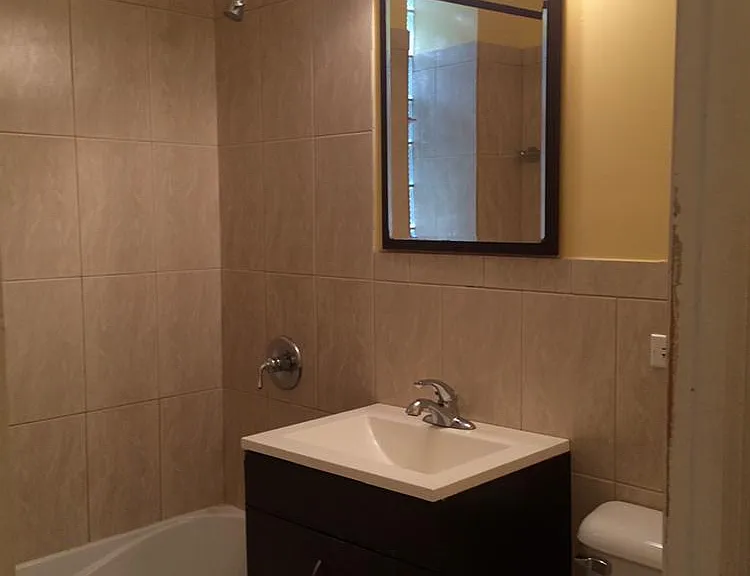 4106 N Damen Ave #1 — Photo 8