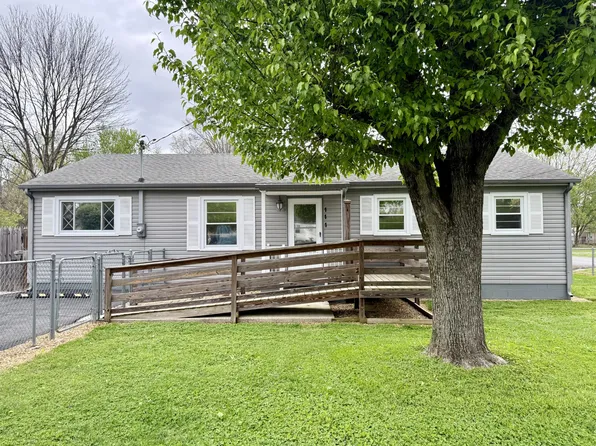 111 S Gentry St, Tullahoma, TN 37388