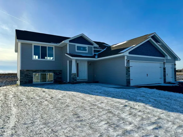 4126 Eaton Cir NE, Monticello, MN 55362