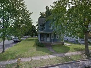 330 Palmer St, Riverside, NJ 08075