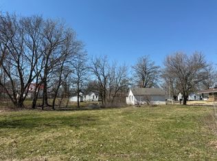 405/407 W Burton St, Kirksville, MO 63501