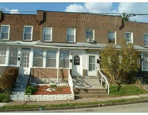 7221 Church St photo 1