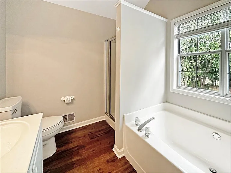 5885 Sarah Orr Ln — Photo 13