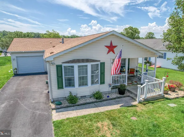 46 Molly Ct, Dover, DE 19901