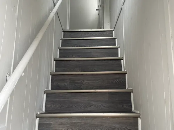 27 Cleveland Ave Floor 2, Harrison, NJ 07029