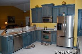 3rd image of 812 Handsome Cab Ln APT 203